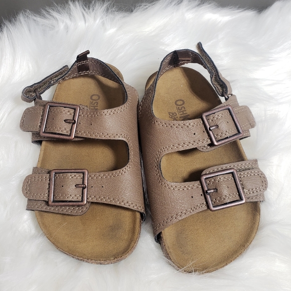 Oshkosh B'gosh tan buckle suede shoes - Picture 2 of 9